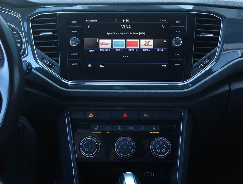 Volkswagen T-Roc (2018) 2.0 TDI 4Motion, 4X4, Automat - fotka 12 z 18