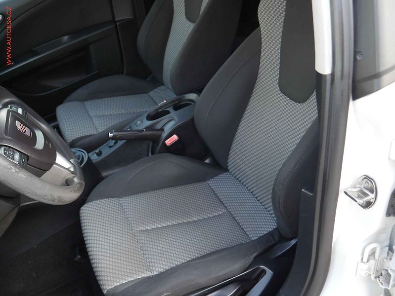 Seat Leon (2010) 1.2 TSi, ČR, Reference - fotka 9 z 14