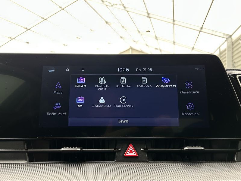 Kia Sportage 1.6 T-GDi GPF 4x2 TOP (2022) - fotka 10 z 35