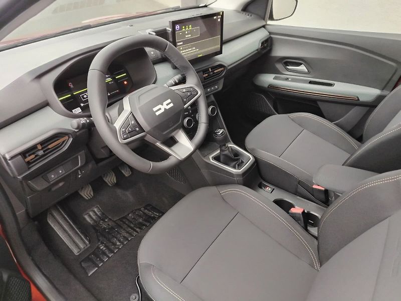 Dacia Jogger (2026) Extreme TCe 110 7.míst - fotka 8 z 14