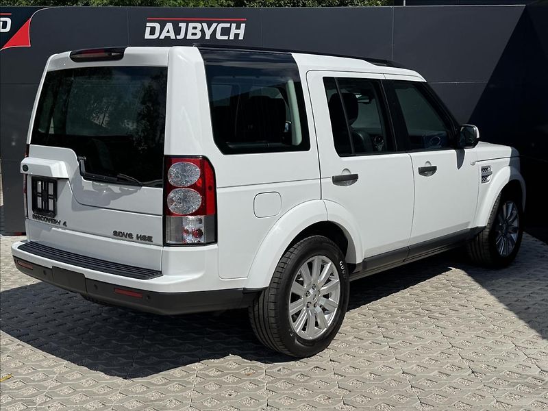 Land Rover Discovery 3,0 SDV6 HSE 4WD AT ČR DPH - fotka 7 z 30