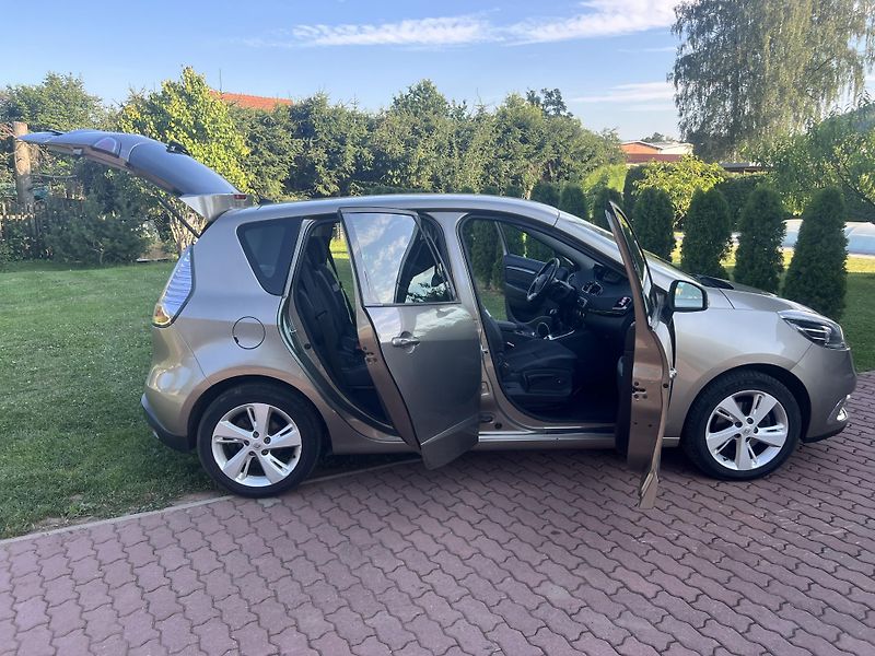 Renault Scénic 1.2TCE 85KW,KůŽE,NAVI,2xKOLA - fotka 30 z 44