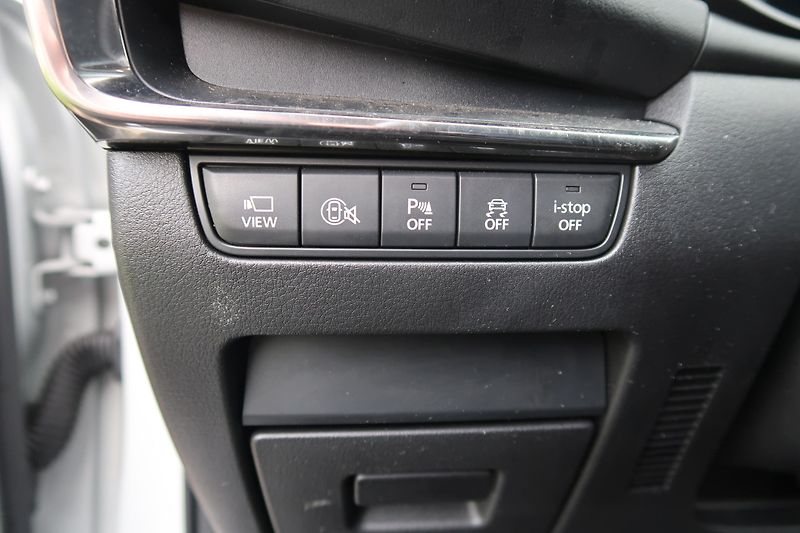 Mazda 3 2,0 X186 AT AWD, Bose,360°kam. - fotka 20 z 29