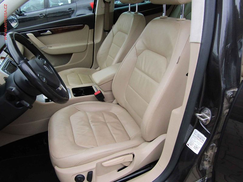 Volkswagen Passat (2011) 2.0TDi 4x4, DSG, navi, bixen - fotka 9 z 16