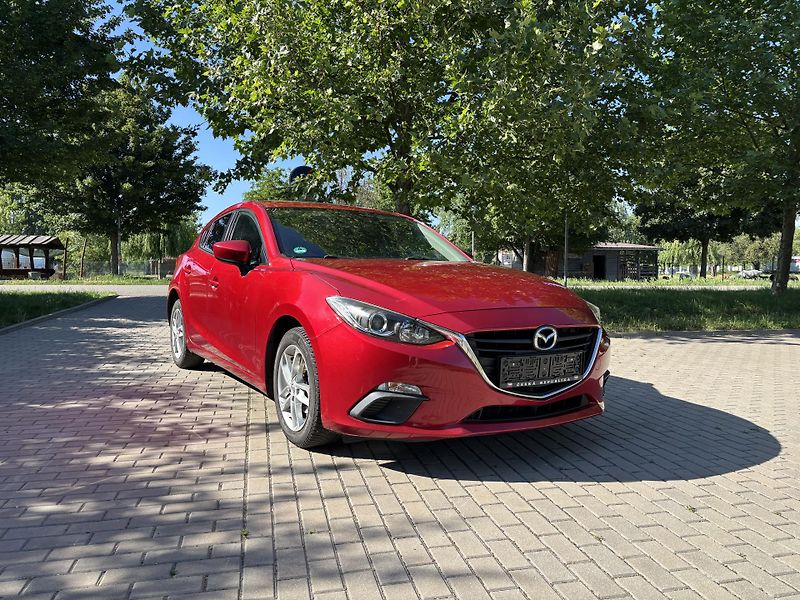 Mazda 3 1.5 Prime-Line - fotka 15 z 28