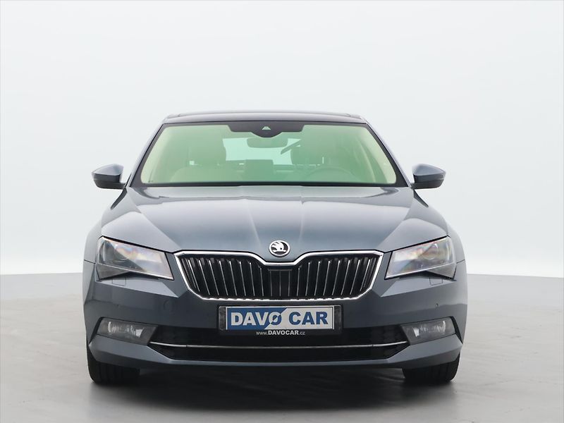 Škoda Superb 2,0 TDI 140kW DSG 4x4 CZ L&K - fotka 2 z 38