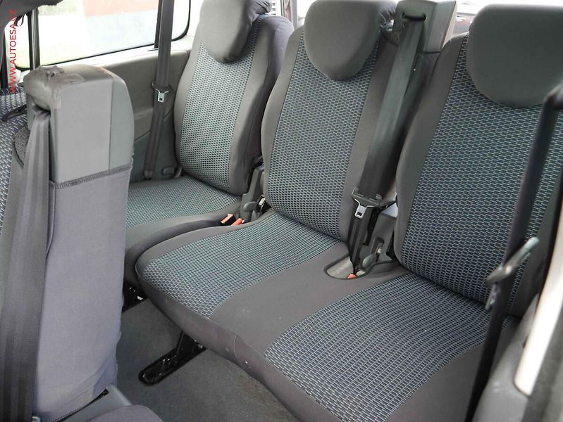 Citroën Jumpy (2015) 2.0HDi 6míst, 1.maj,ČR - fotka 11 z 16