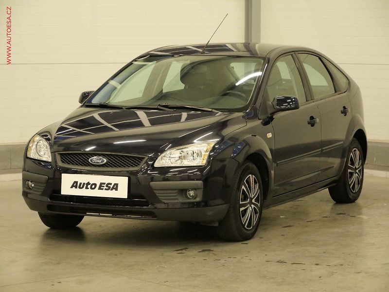 Ford Focus (2007) 1.6i, 2.maj, AC, TZ, temp - fotka 3 z 18