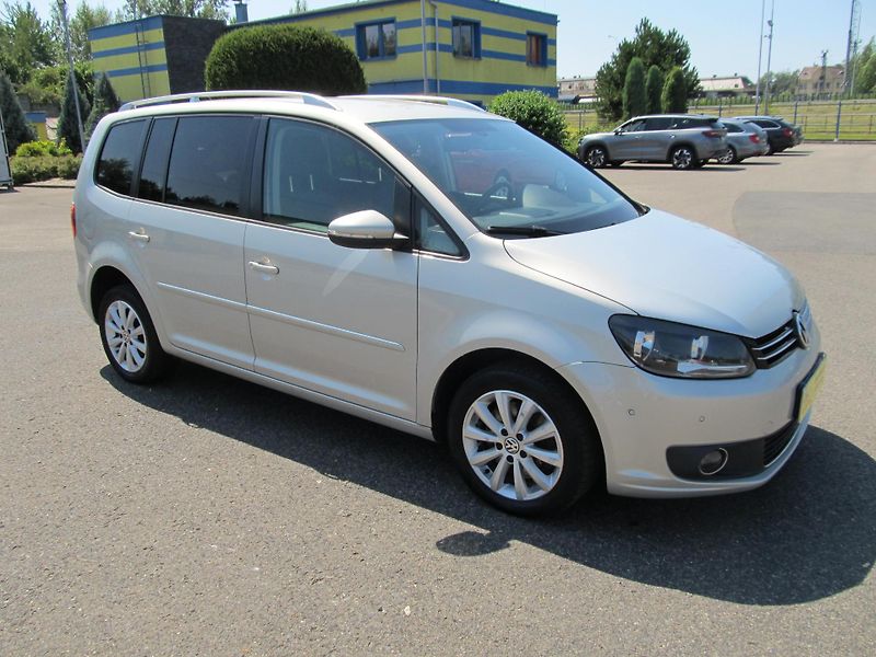 Volkswagen Touran (2011) 2.0TDI 7 míst  - fotka 19 z 60