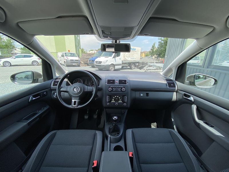 Volkswagen Touran 1.2 TSI 77kW-CLIMATRONIC-NAVI - fotka 27 z 41