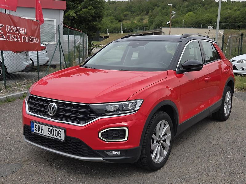 Volkswagen T-Roc (2019) 1,5TSi AUTOMAT NA splátky VŠEM - fotka 1 z 11