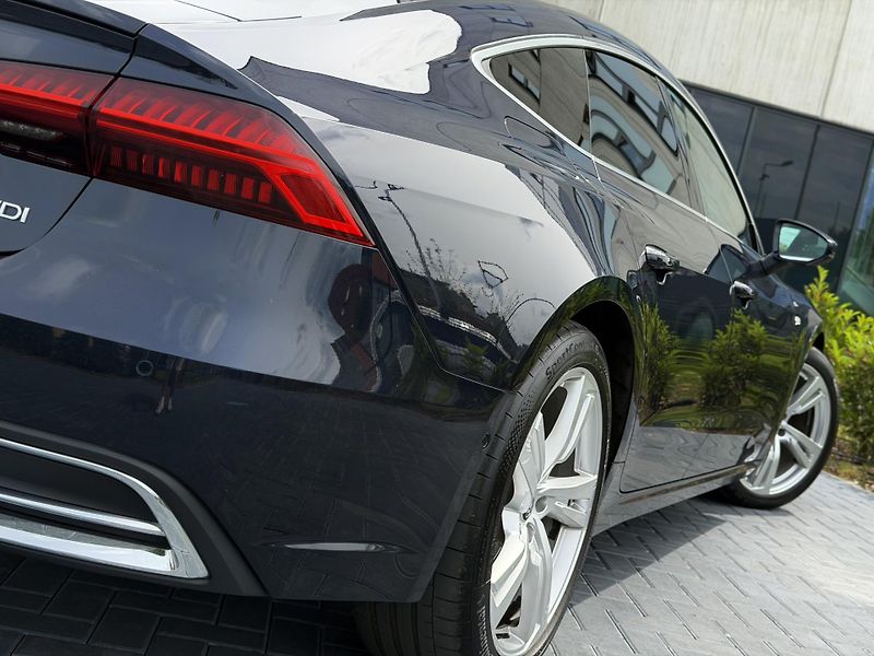 Audi A7 (2021) 40 TDi 150 kW/S-line - fotka 11 z 26