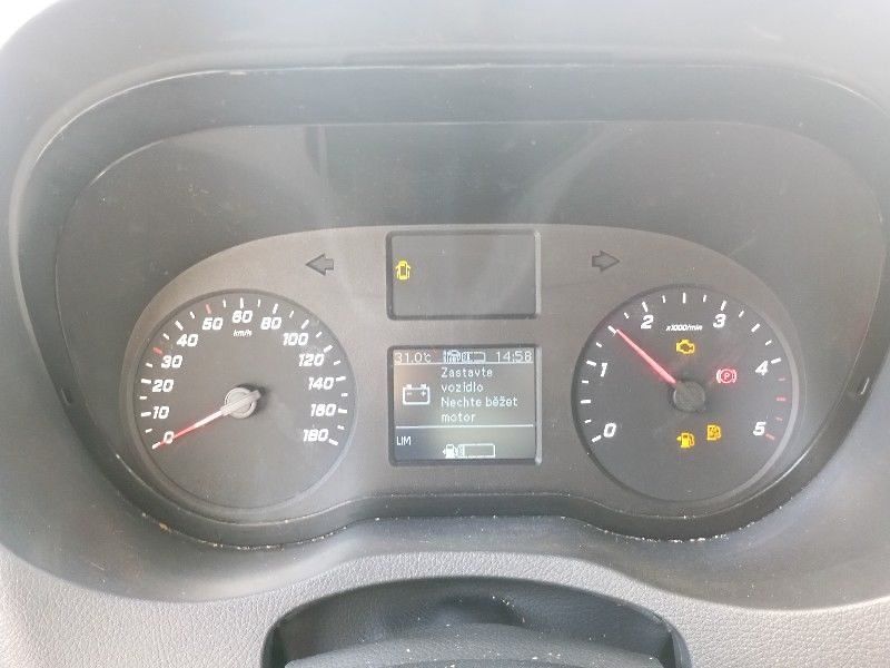 Mercedes-Benz Sprinter - fotka 12 z 13