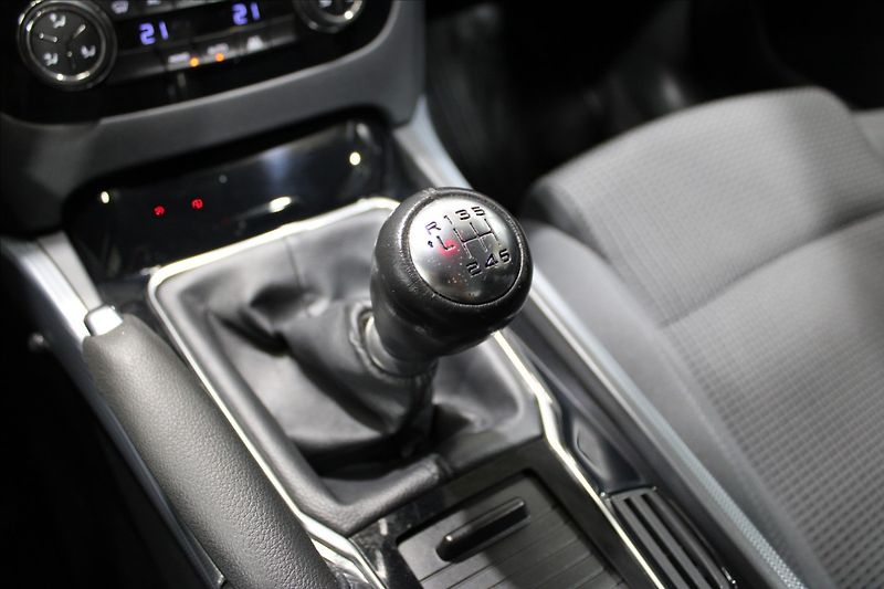 Peugeot 508 1,6 16V CZ původ, nízký nájezd - fotka 25 z 31