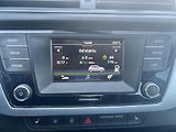 Škoda Fabia 1.0TSi 70kw TEMPOMAT TAŽNÉ ALU - náhled 23