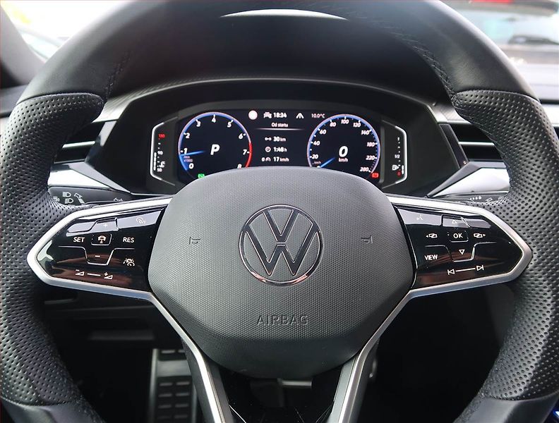 Volkswagen Arteon (2021) R-line 2.0 TSI - fotka 16 z 25