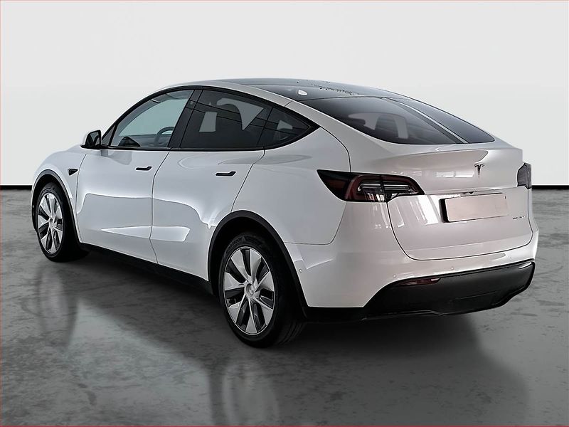 Tesla Model Y (2022) Long Range AWD 79kWh, SoH 92% - fotka 4 z 21