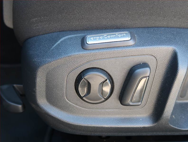 Volkswagen Arteon (2017) 2.0 TDI - fotka 16 z 17