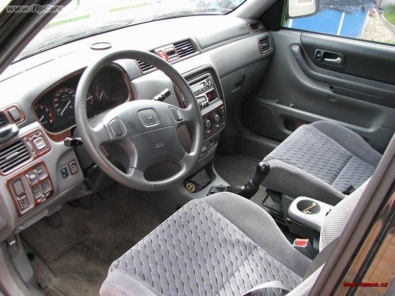 ZKUŠENOSTI UŽIVATELE: Honda CR-V 