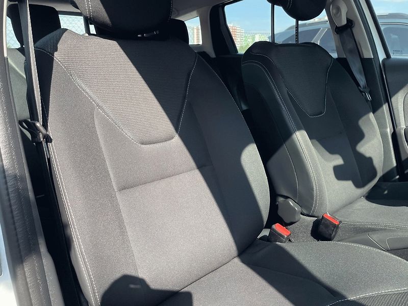 Renault Clio (2020) 0.9 TCe,56kW,1.Maj - fotka 11 z 32