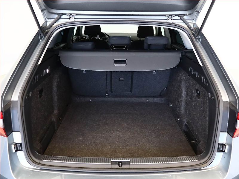 Škoda Superb (2019) Ambition Plus 2.0 TDI, Automat - fotka 12 z 20