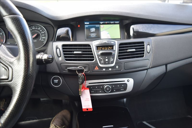 Renault Laguna 2,0 dCi 110KW NATÁČ. ZAD.NÁP. - fotka 36 z 49