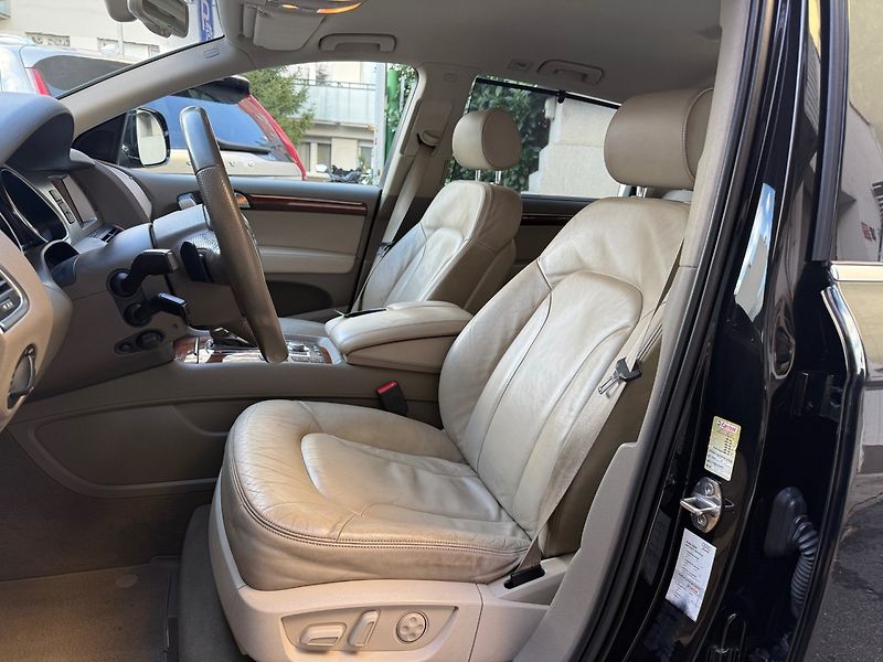 Audi Q7 (2007) 3.0 TDI 171 kW Quattro CZ - fotka 9 z 28