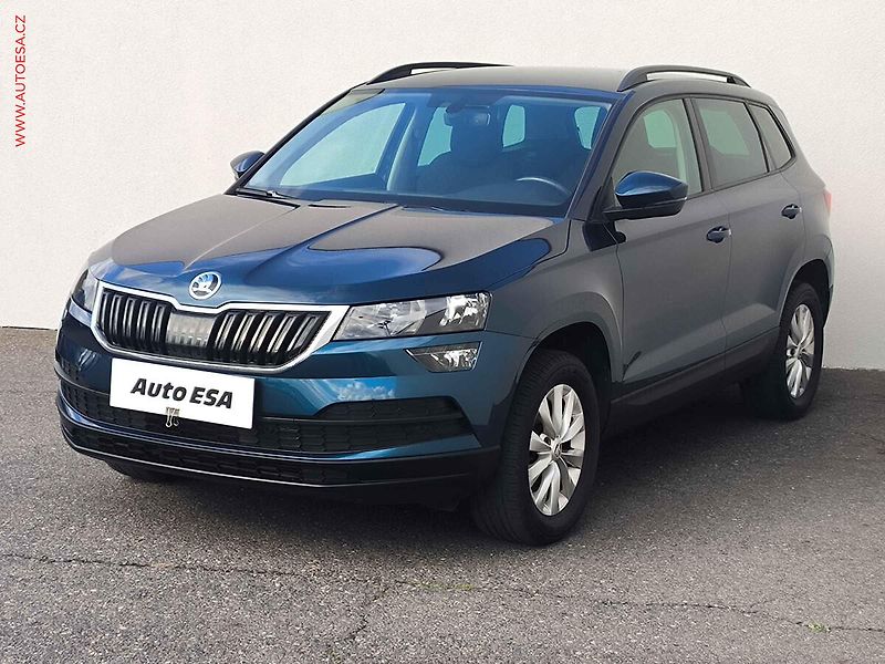 Škoda Karoq (2019) 1.0 TSi, Ambition - fotka 3 z 23