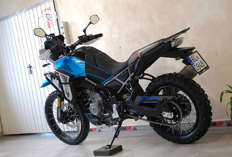 CFMOTO 450 MT-RX (2025) 450MT RX - krásný stav, záruka - fotka 15 z 20