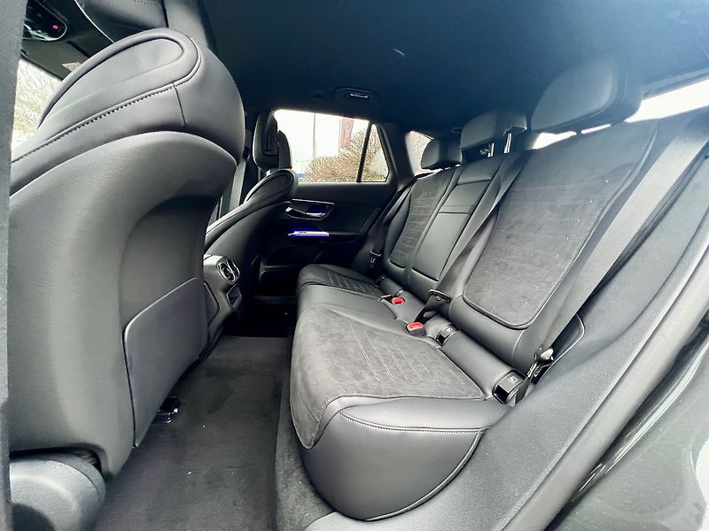 Mercedes-Benz GLC (2026) 220 d 4MATIC linie AMG - fotka 10 z 27