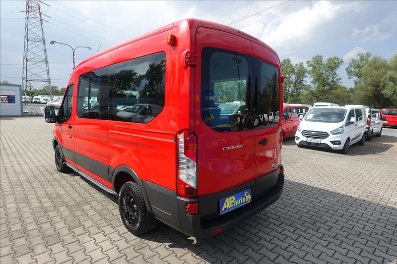 Ford Transit 2,2 TDCi  L2H2 9MÍST BUS KLIMA - fotka 9 z 30
