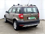 Škoda Yeti 1,6 TDi Navi Klima Tempomat - náhled 10