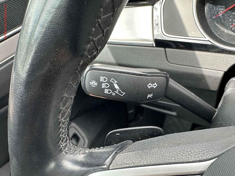Volkswagen Passat (2021) 2.0TDi, ČR, Elegance, DSG - fotka 13 z 20