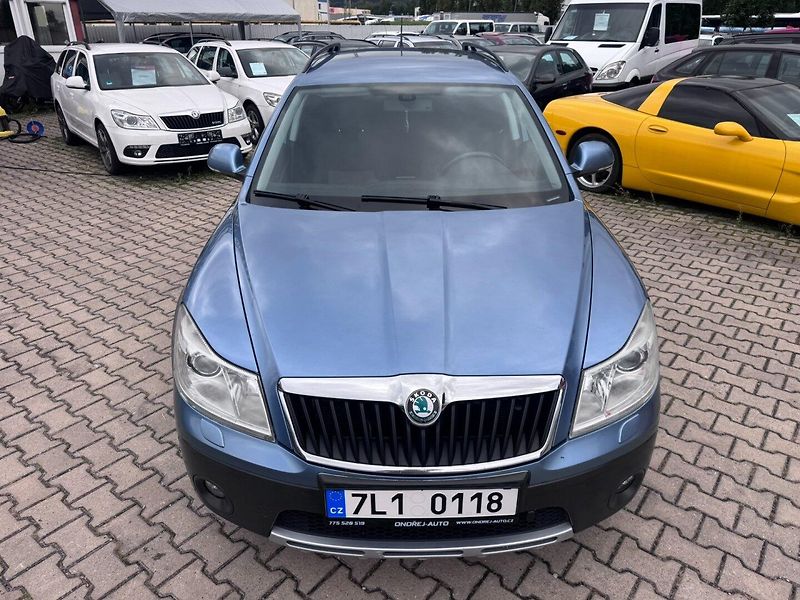 Škoda Octavia (2011) SCOUT 4X4 2,0 TDI 103 AUTOMAT - fotka 6 z 50