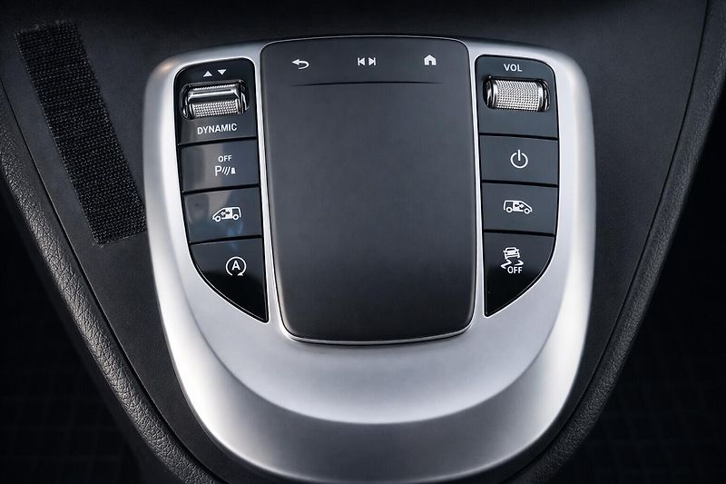Mercedes-Benz Třídy V (2021) 2.0 /174kW - fotka 16 z 19