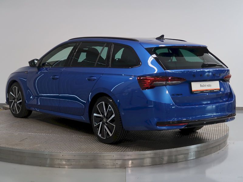 Škoda Octavia (2026) SPORTLINE 2.0TDI 110KW DSG TAŽ - fotka 7 z 44