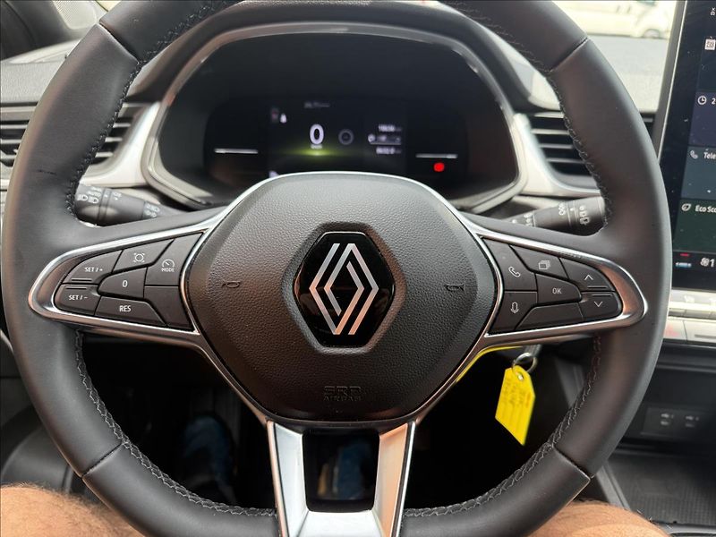 Renault Captur 1,0 TCe POŠKOZENÁ PŘEDNÍ ČÁST - fotka 13 z 35