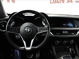 Alfa Romeo Stelvio 2,0 TBi 280k Q4 Kůže Led - náhled 28