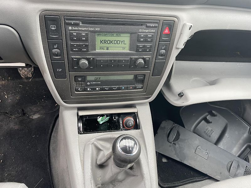 Volkswagen Passat 2.5 TDI NÁHRADNÍ DÍLY - fotka 8 z 10