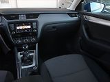 Škoda Octavia (2016) 1.6 TDI, Tempomat - náhled 8