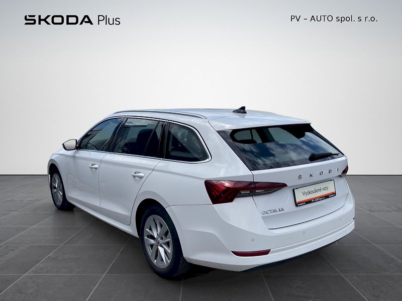 Škoda Octavia (2023) 1.5 TSI 110kW Style Plus combi - fotka 28 z 35