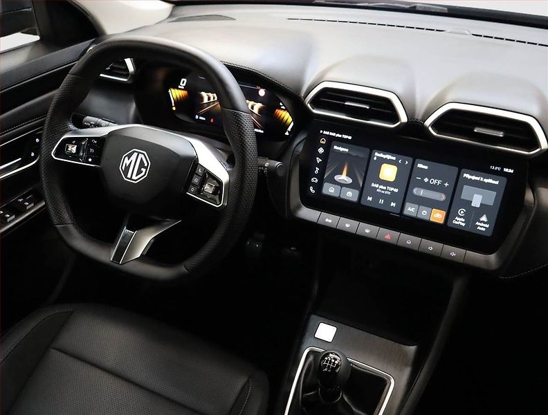 MG ZS (2025) 1.5 i, Elegance, Navigace - fotka 7 z 20