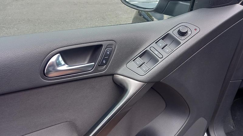 Volkswagen Tiguan (2008) SPORT  1.4 Tsi  4x4    - fotka 7 z 34