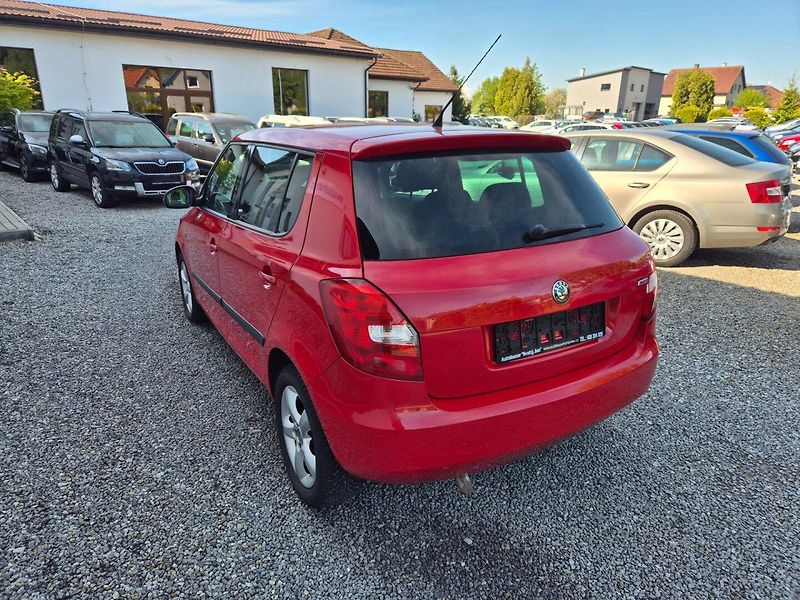 Škoda Fabia (2008) 1.9 TDI ROZVODY TOP - fotka 6 z 35