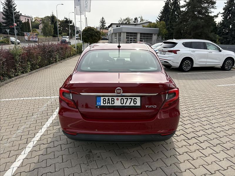 Fiat Tipo 1,4 i 16V Lounge - fotka 4 z 19