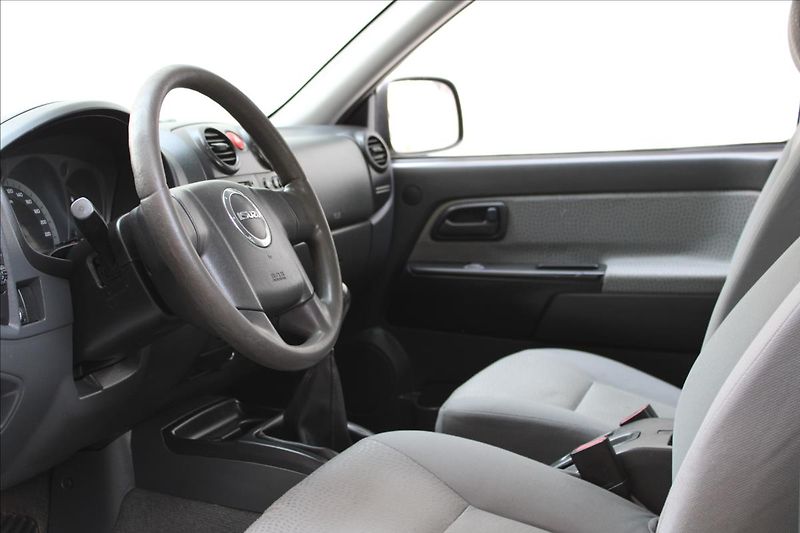 Isuzu D-Max 3.0 TD / 4x4 / 120kW / Tažné - fotka 13 z 36