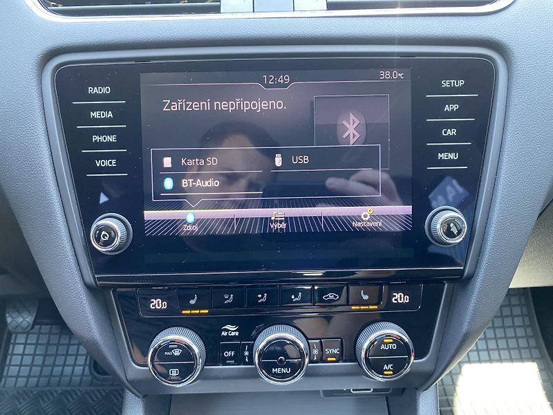 Škoda Octavia 1.4 TSI 110kW -1xMAJ.- ALU-PDC - fotka 22 z 42