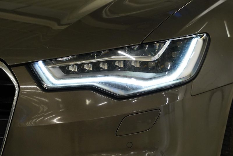 Audi A6 - fotka 9 z 27