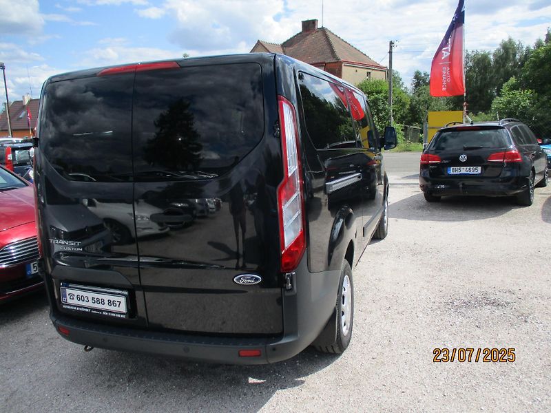 Ford Transit Custom (2017) Trend 2,0 TDCi - fotka 4 z 13