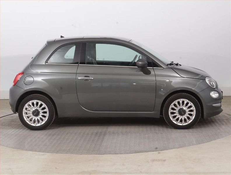 Fiat 500 (2016) 1.2, Serv.kniha, Pan. střecha - fotka 6 z 13